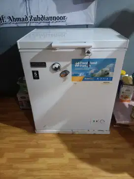Kulkas Modena bekas tapi masih baru