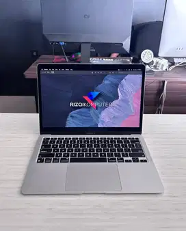 MacBook Air M1 2020 Processor Apple M1 8 Core Ram 8GB SSD 512GB