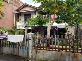 Di jual rumah 2 tingkat, jalan sukimun no.96 bisa nego wajar