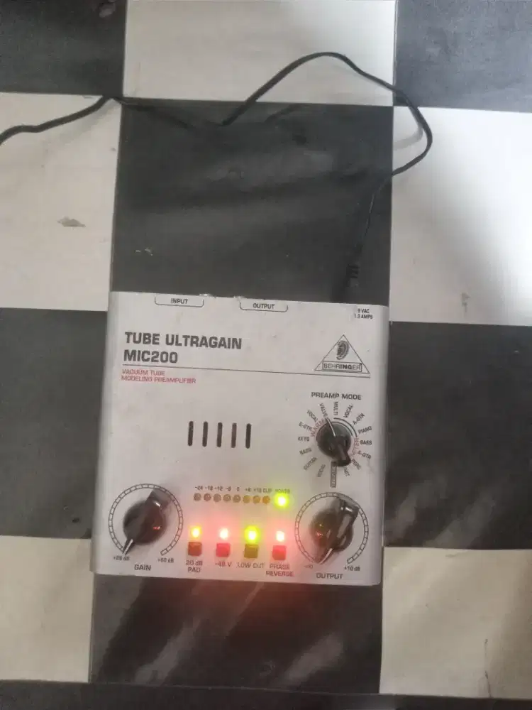 Ready stock Tube Ultragain MIC200 Behringer