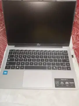 Jual Laptop Acer bekas tapi baru
