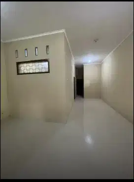 Rumah Satu Lantai Di Komplek Exclusive Jamrud Arcamanik
