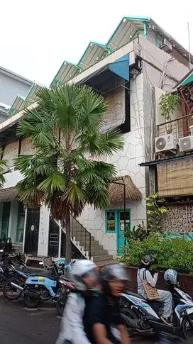Dijual Hotel dan Resto