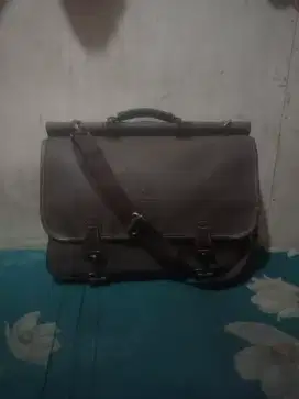 Tas Sling Kerja Besar Kulit Airport