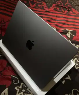Macbook pro m3 8 /512
