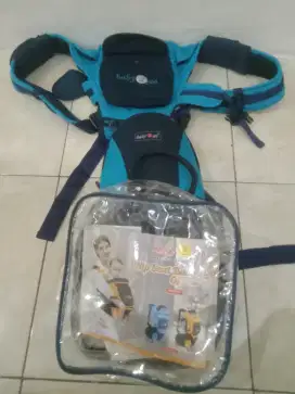 Gendongan bayi/hipseat masih bagus lengkap
