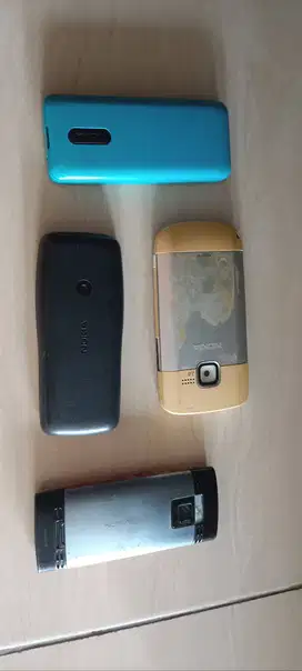 Nokia X2-00, Nokia 105, Nokia C3-00, Nokia 110