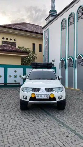 Pajero sport dakar 4x4 at