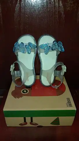 Preloved sepatu sandal anak perempuan