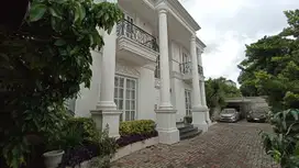 Rumah Mewah & Terawat di Cipinang Cempedak - Lokasi Strategis di Jatin