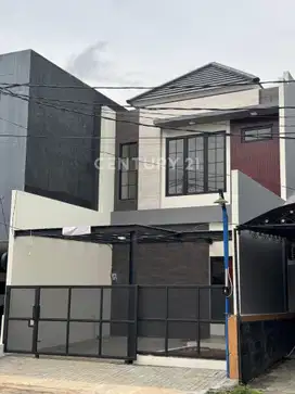 Dijual Rumah Brand New Di Cluster Graha Raya