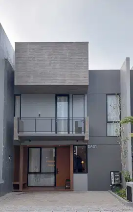 Dijual Rumah 1M an Central Park Merr Surabaya Timur.