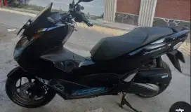 Dijual Honda PCX 2023 akhir kondisi baik