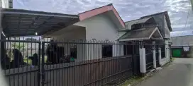 Rumah disewakan bisa utk usaha Lt300m² murah setahun 32jt