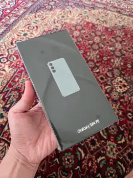 Samsung s24 fe 8/256 Gray