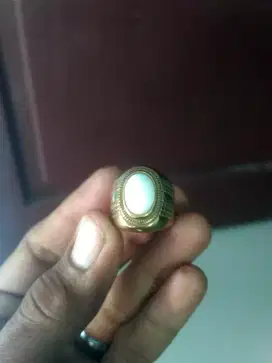 Di maharin batu akik pakayan sendiri