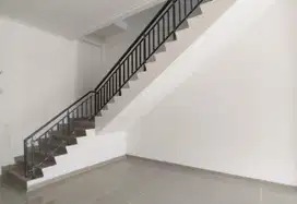 Harus tersewa ruko PIK 2 shibuya kosongan
