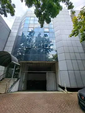 Jual gedung di menteng jakpus