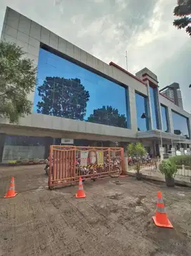 Gedung disewakan per lantai di tebet jaksel