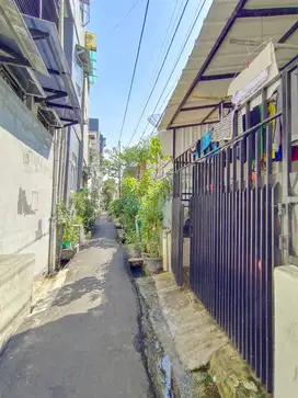 Rumah di Mangga Besar IV Tidak Masuk Mobil Dekat Mangga Besar Raya