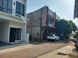 Dijual Ruko 2lt,