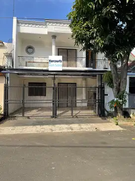 Dijual Cepat Rumah 2,5 lantai di Graha Raya, Serpong Utara, Tangerang