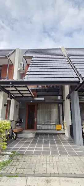 Rumah 2 Lantai Minimalis Kawasan Elite Fleekhauz Bsd