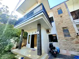 Villa Eksklusif 2 Lantai Hadap Selatan di Jimbaran Harus Terjual