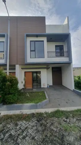 Dijual rumah TOWNHOUSE Ciracas Modern Residence Jakarta timur