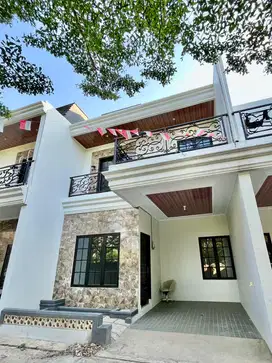 Rumah 2 Lantai Classic Eropa dengan Rooftop, Sisa 2 Unit di Cibubur!