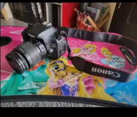 KAMERA CANON EOS 600D