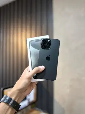 15PROMAX 256GB, BLACK TITANIUM.