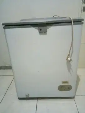 Dijual murah freezer GEA SD-100F