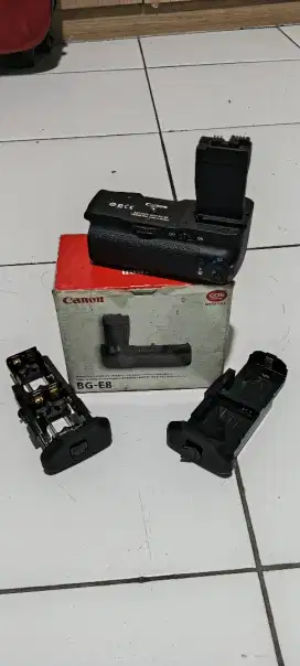 CANON BATERAI GRIP BG-E8