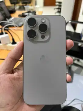 iPhone 15 Pro ORIGINAL ibox