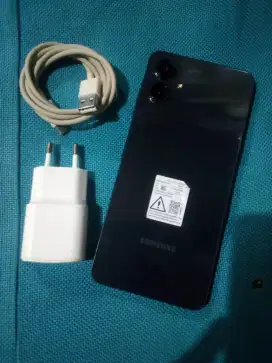 Samsung a06 4+4/64 mulus seperti baru