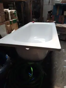 Bathtub Baru Bahan Kokoh