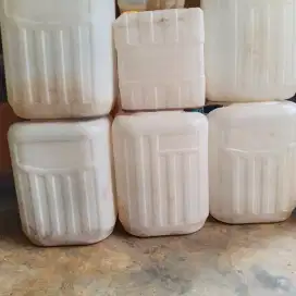 DiJual jerigen 35 liter bekas madu