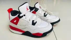 NIKE AIR JORDAN RETRO 4 KIDS