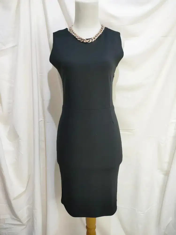 PRELOVED Dress Hitam