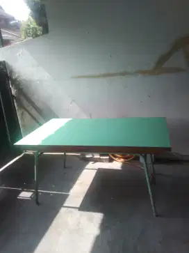 Meja makan jadul kayu kaki besi