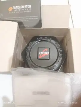 Jual jam G-Shock DW5900 komplit dus kartu garansi.