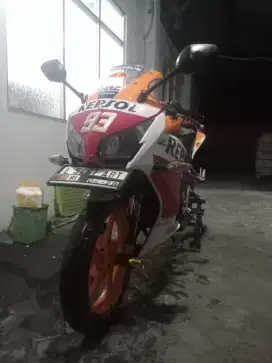 Dijual cepat CBR150R k45a lokal