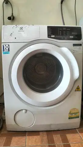 Dijual Mesin Pengering Electrolux EDV705HQWA