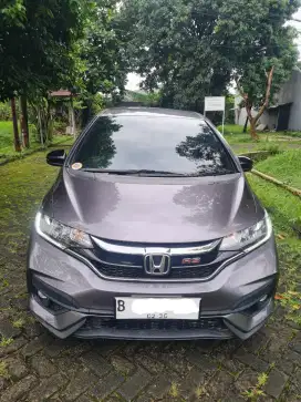 Jual Cepat Honda Jazz RS 2019 (Low KM 19 Rb)