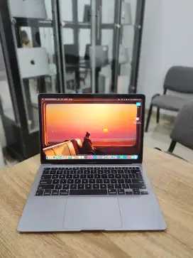 Macbook Air 2020 i3 8/256