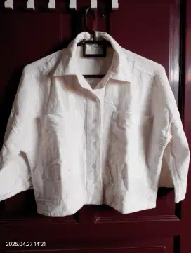 Croptop broken white