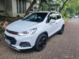 Trax 2018 Putih Istimewa