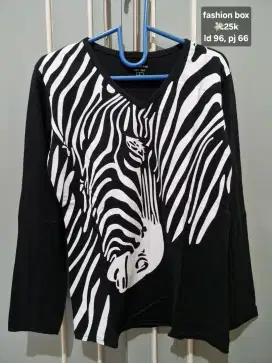 fashion box black shirt