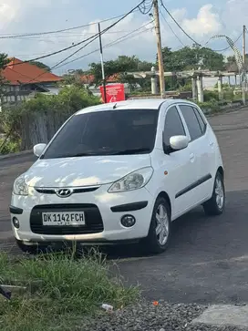 Hyundai i10 2011 Putih Manual Km rendah